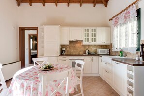 食器洗い機、ハイチェア