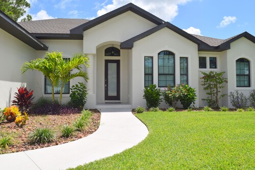NEW! 3/3/2 HEATED POOL HOME IN ROTONDA WEST