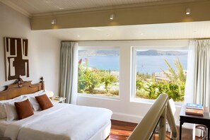 3 عدّة غرف نوم ومكواة/لوح كي وواي فاي وملاءات أسرّة