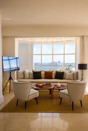 TV, DVD player - Villa Liakada - Three Bedroom Villa, Sleeps 6 (Elounda)