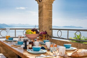 Udendørs spisemuligheder