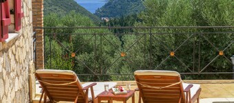 Crimson Villa - Dos Habitaciones Villa, Capacidad 4