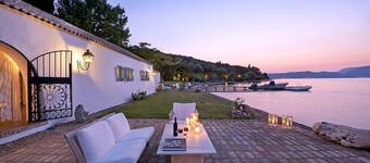 Boukari Bay - Eight Bedroom Villa, Sleeps 16