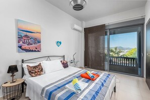 4 Schlafzimmer, Schreibtisch, Bügeleisen/Bügelbrett, WLAN