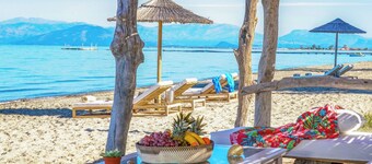 Villa Zo - Four Bedroom Villa, Sleeps 8