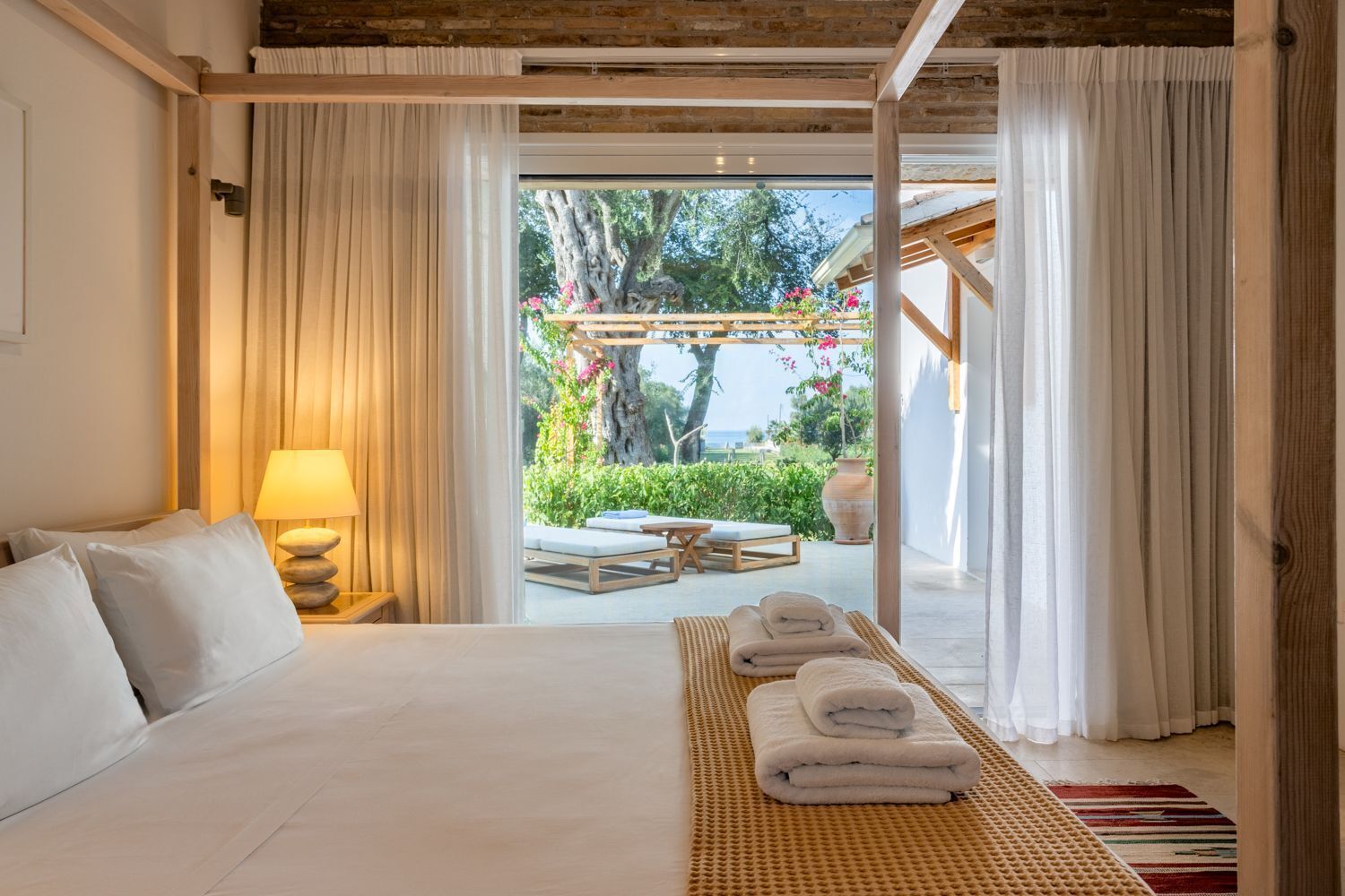 5 soverom, strykejern/-brett, wi-fi og sengetøy