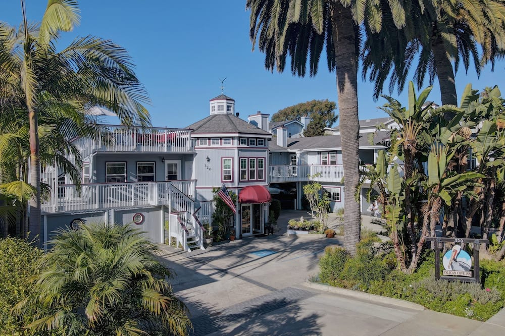 Pelican Cove Inn
