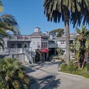 Pelican Cove Inn