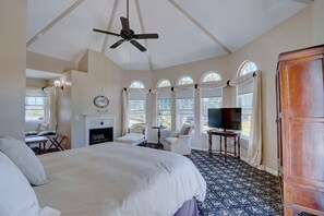 标准单人房 | 高档床上用品、羽绒被、特色装修、特色家居