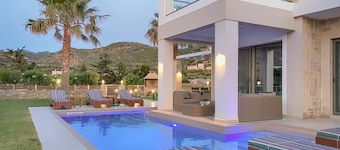 Villa Nopigia - Three Bedroom Villa, Sleeps 6