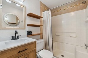 Bathtub, hair dryer - Whitefish Lake Condo, 14BD, hillside! (White)