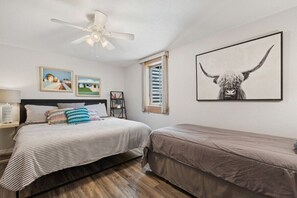 1 bedroom, WiFi - Whitefish Lake Condo, 14BD, hillside! (White)