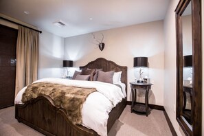 1 chambre, fer et planche Ă repasser, Wi-Fi gratuit, draps fournis