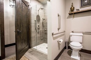 Baignoire, séchoir à cheveux