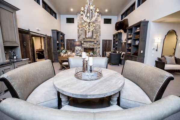 Interior - The Galleries Lodging Downtown Whitefish Suite 206 | 2 Bed, 2 Bath (Whitefish)