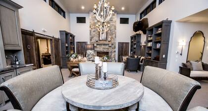 The Galleries Lodging Downtown Whitefish Suite 206 | 2 Bed, 2 Bath