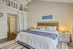 1 bedroom, desk, free WiFi, bed sheets