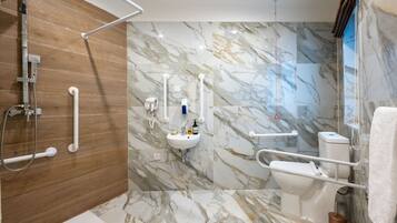 SĂšche-cheveux, serviettes fournies