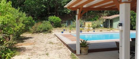 Piscine extérieure, piscine chauffée