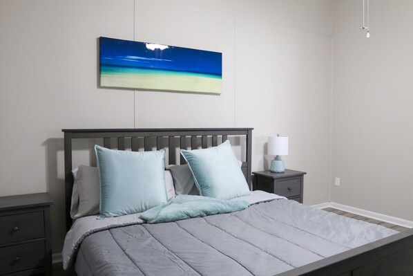 3 bedrooms, desk, free WiFi, bed sheets