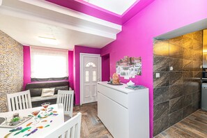 Interior - Apartments Keka - Studio Apartment (Kastel Sucurac)