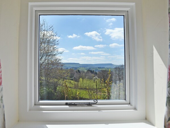 Interior - 2 bedroom accommodation in Chinley, near Chapel-en-le-Frith (Chinley, near Chapel-en-le-Frith)