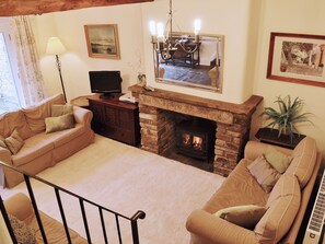 Living area - 2 bedroom accommodation in Chinley, near Chapel-en-le-Frith (Chinley, near Chapel-en-le-Frith)