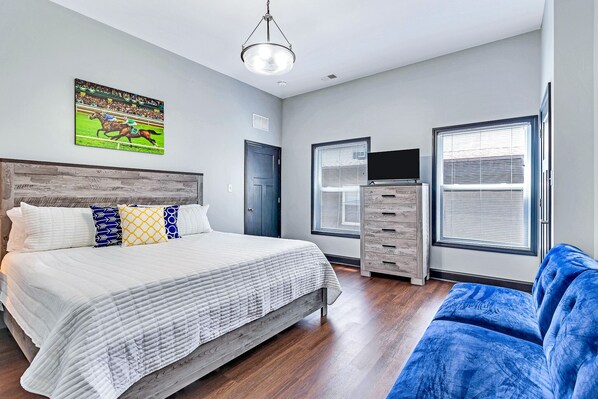 3 bedrooms, iron/ironing board, travel cot, free WiFi