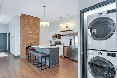 Updated 3 Bedroom Centrally Located Near Downtown