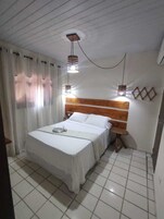 Quarto Duplo Económico - Prédio 2 | 客房内保险箱、特色装修、特色家居、免费 WiFi