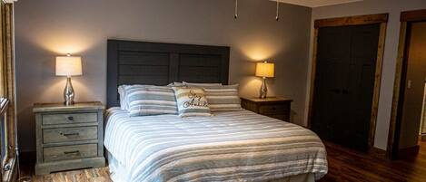 3 chambres, bureau, fer et planche à repasser, Wi-Fi gratuit