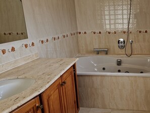 Badekar og håndklær