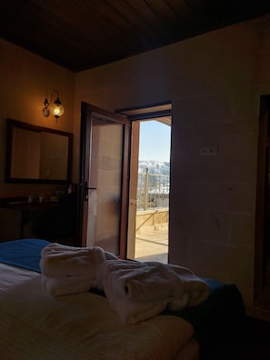 Traditional Room,Terrace, Valley View | Individually decorated, iron/ironing board, free WiFi, bed sheets - Virtus Cappadocia Hotel (Nevsehir)