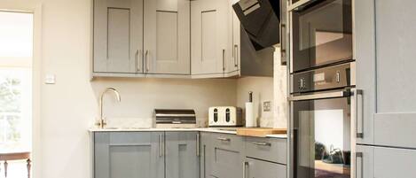 食器洗い機、ハイチェア