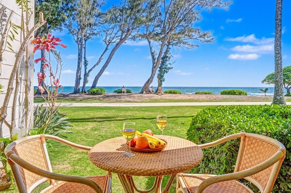 Outdoor dining - Islander on the Beach 131 Direct Oceanfront Studio (Kapaa)