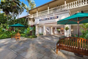 Exterior - Islander on the Beach 151 Direct Oceanfront Studio (Kapaa)