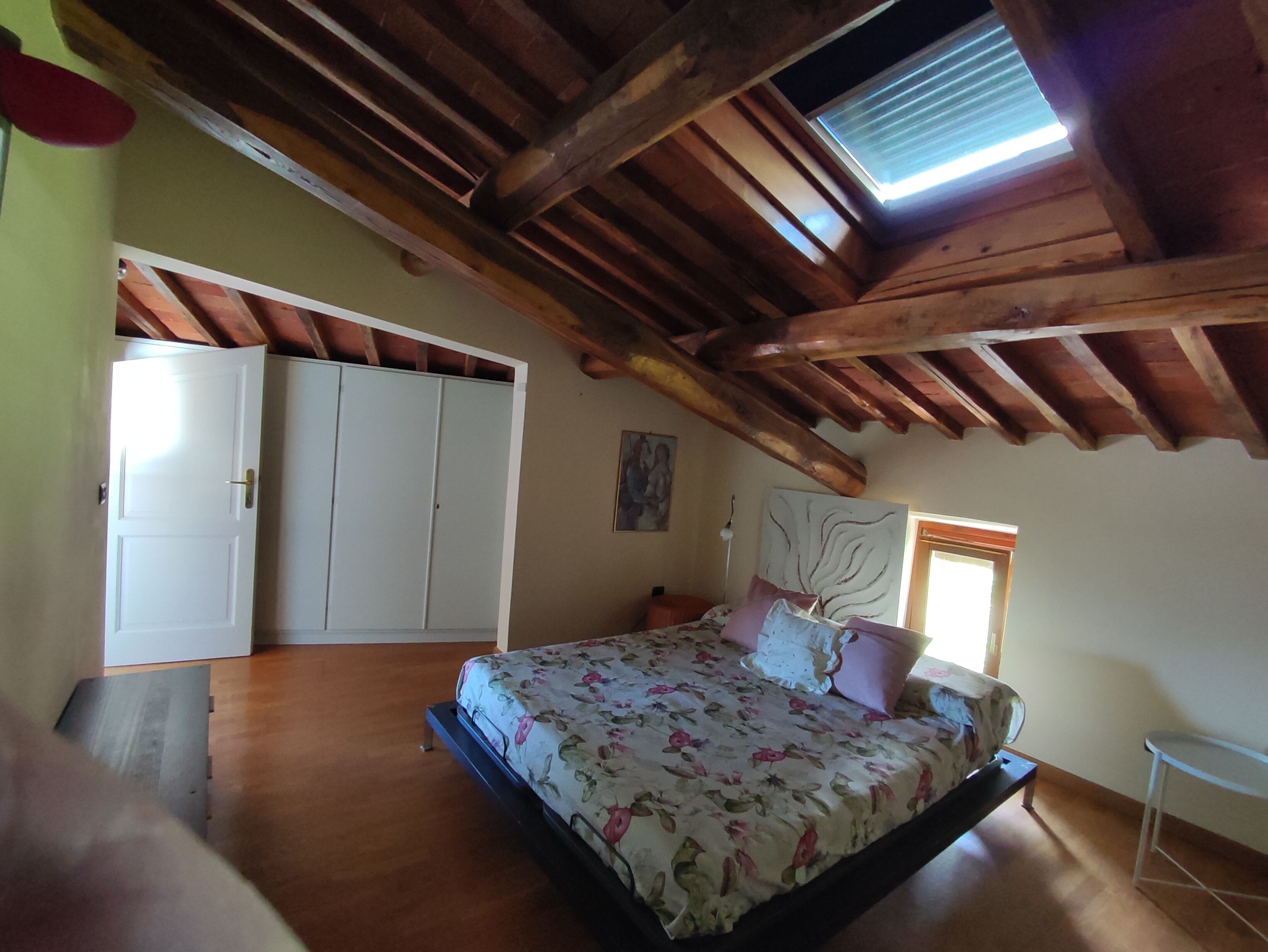 2 soverom, safe på rommet, skrivebord og strykejern/-brett