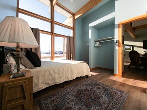 2 sovrum, strykjärn/strykbräda, gratis wi-fi och sängkläder