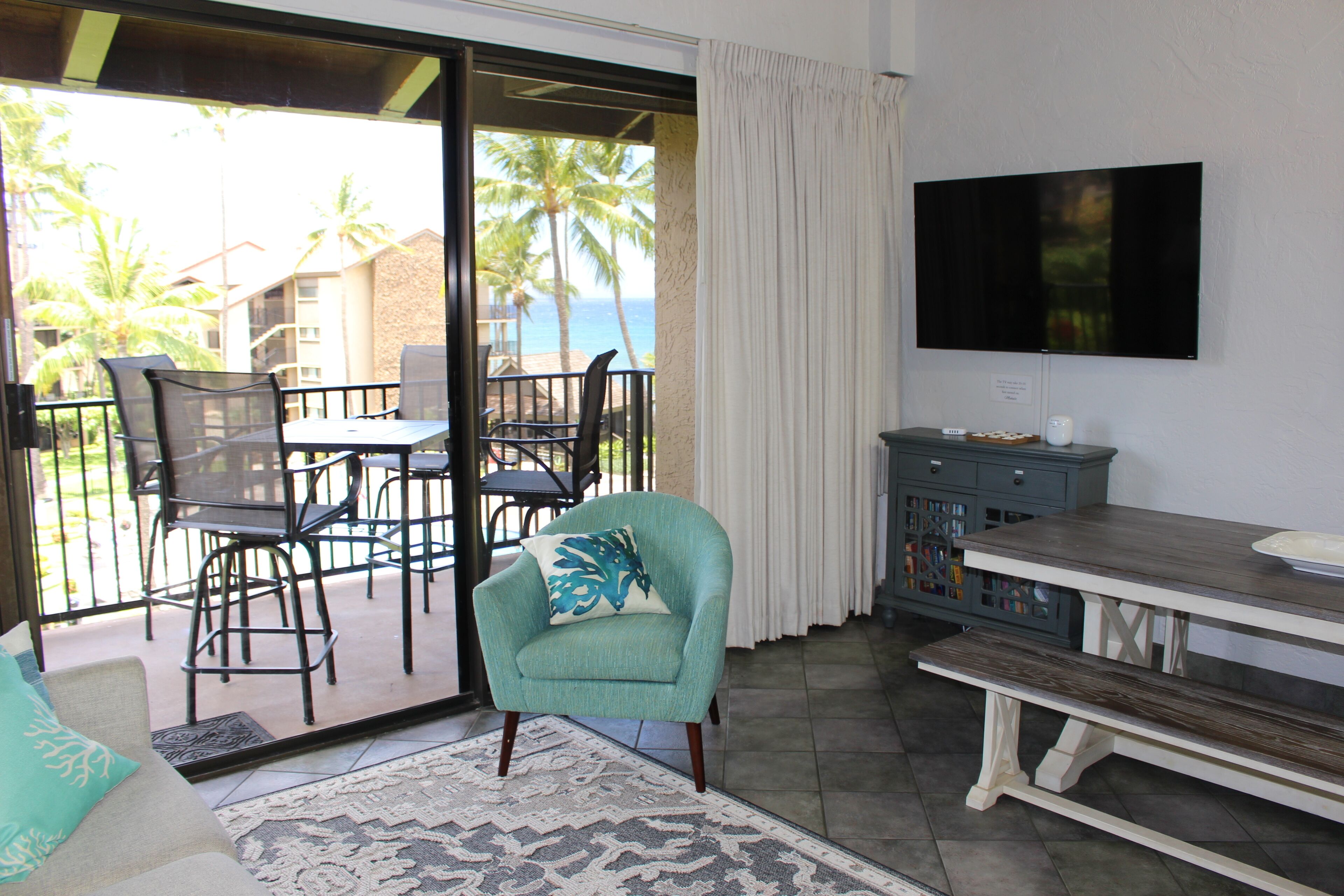 Smart TV, DVD player, books