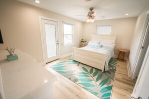 5 bedrooms, iron/ironing board, free WiFi, bed sheets