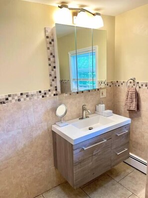 Bathroom (1)