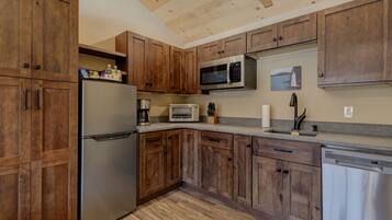 Fridge, microwave, dishwasher, coffee/tea maker