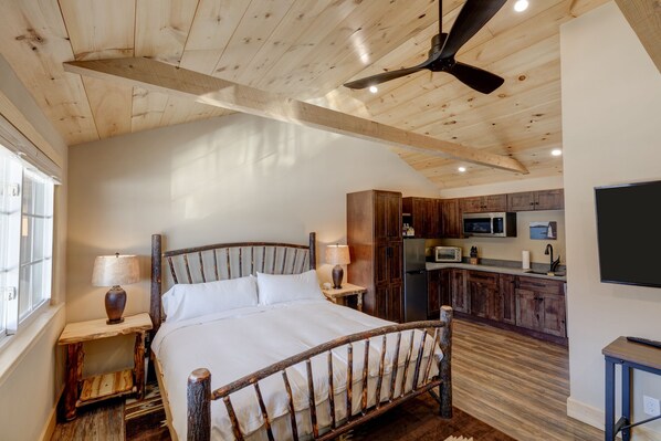 Iron/ironing board, free WiFi, bed sheets - Studio Suite #9 at The Lodge | Minutes from Sunapee Harbor & Mount Sunapee (Sunapee)