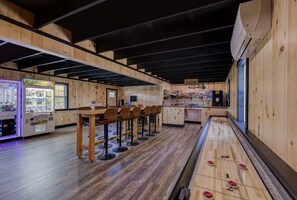 Dining - Studio Suite #9 at The Lodge | Minutes from Sunapee Harbor & Mount Sunapee (Sunapee)