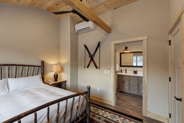 1 غرفة نوم ومكواة/لوح كي وواي فاي مجانًا وملاءات أسرّة