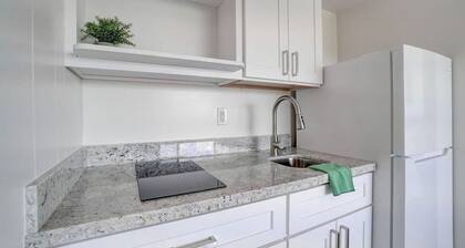 Lovely Micro Studio Apartment in Downtown Gadsden