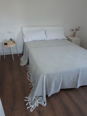 3 chambres, Wi-Fi gratuit, draps fournis