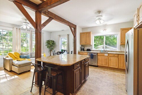 Quiet Country Farmhouse