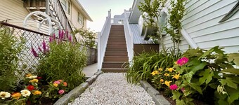 Brand-new Asian Wood style 4 Bedroom in Surf City