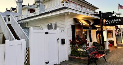 Brand-new Asian Wood style 4 Bedroom in Surf City